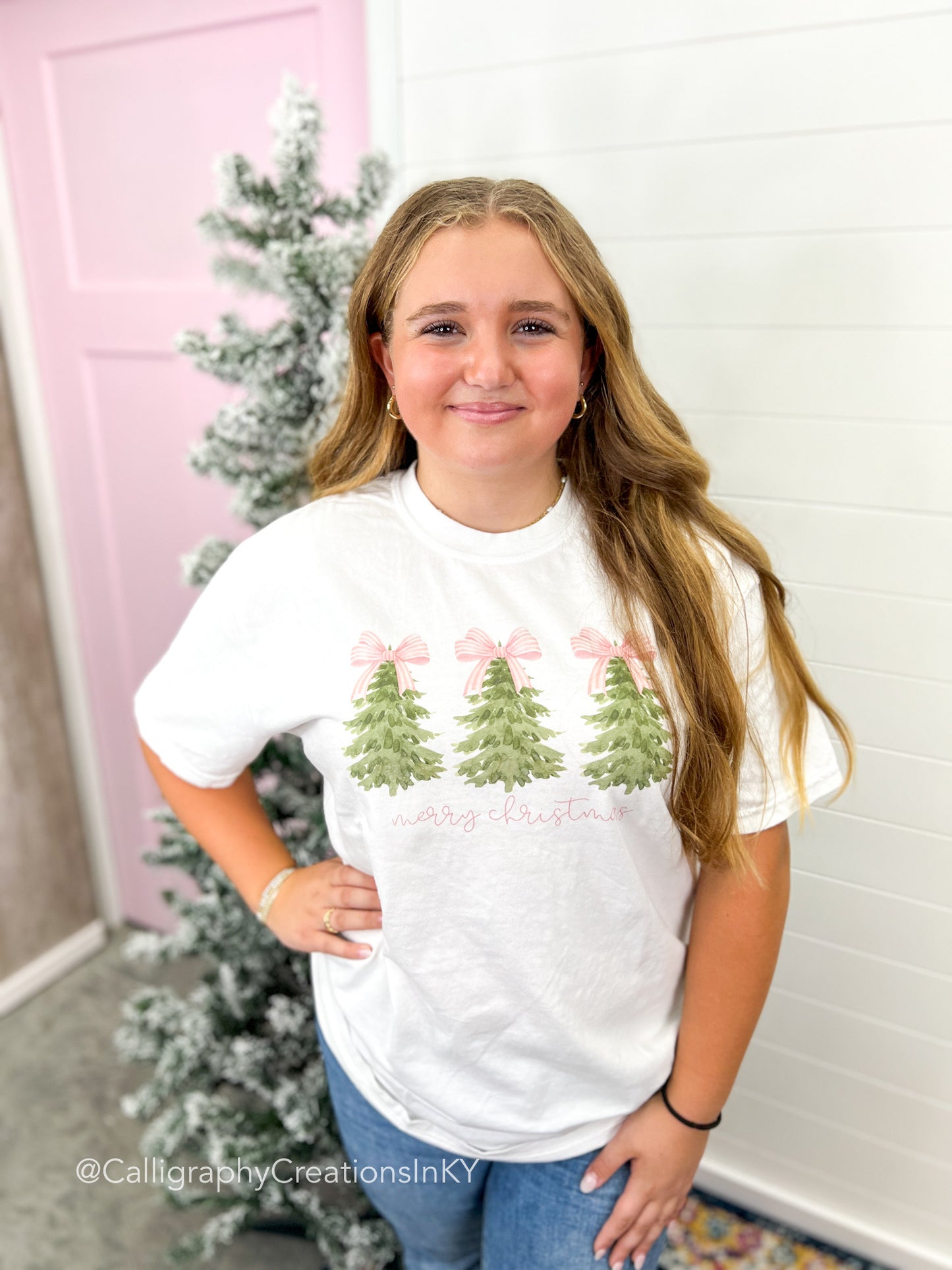 Merry Christmas Bow Trees Tee