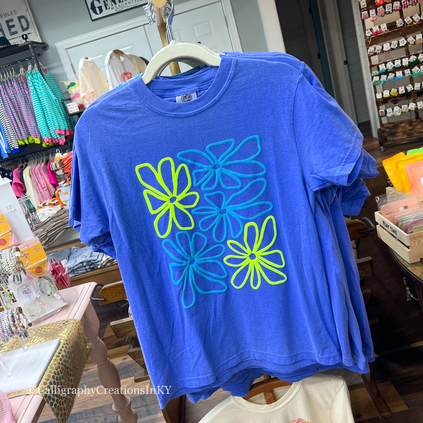 Puff Hippie Flower Tee