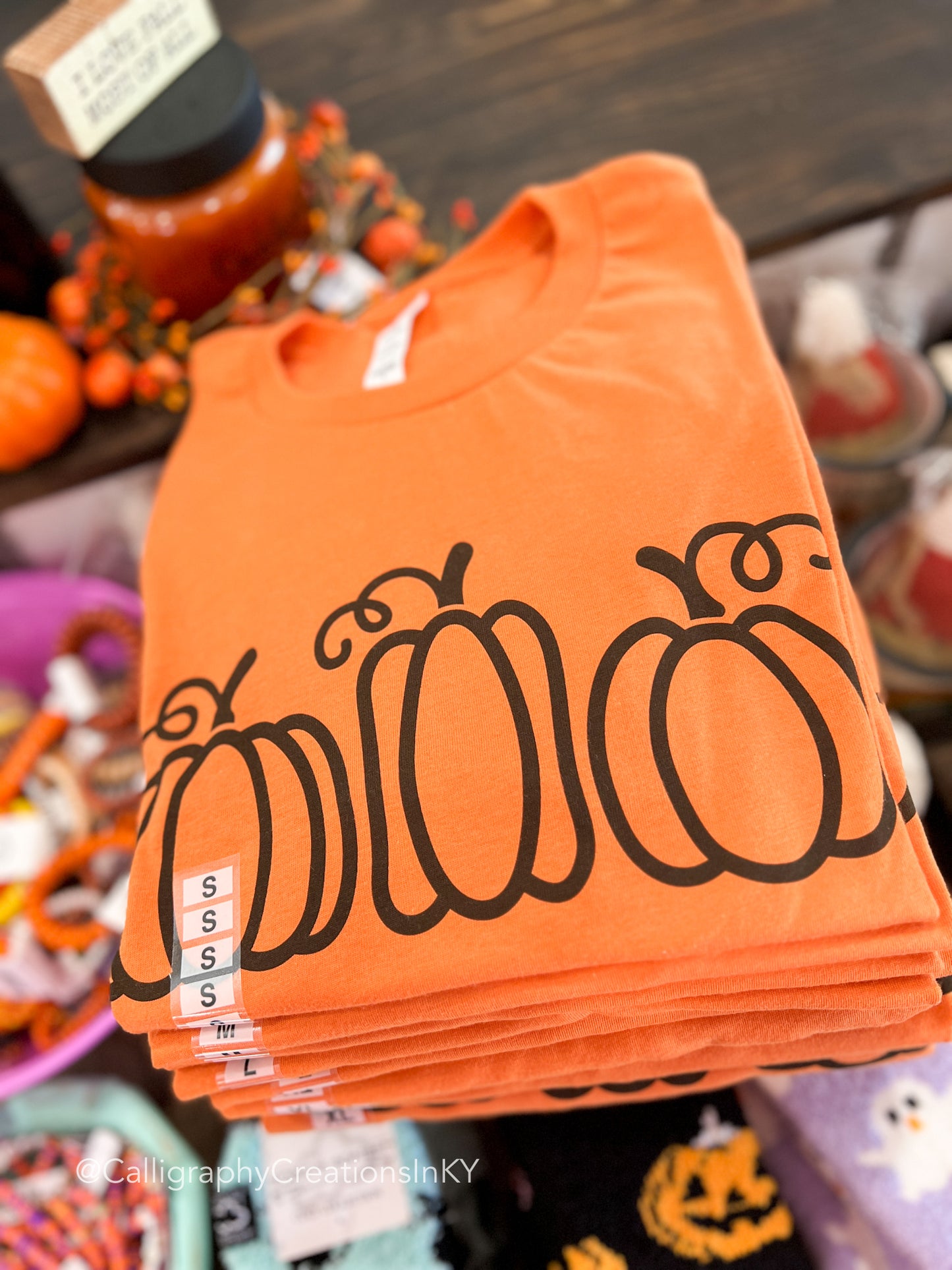 3 Pumpkins Tee