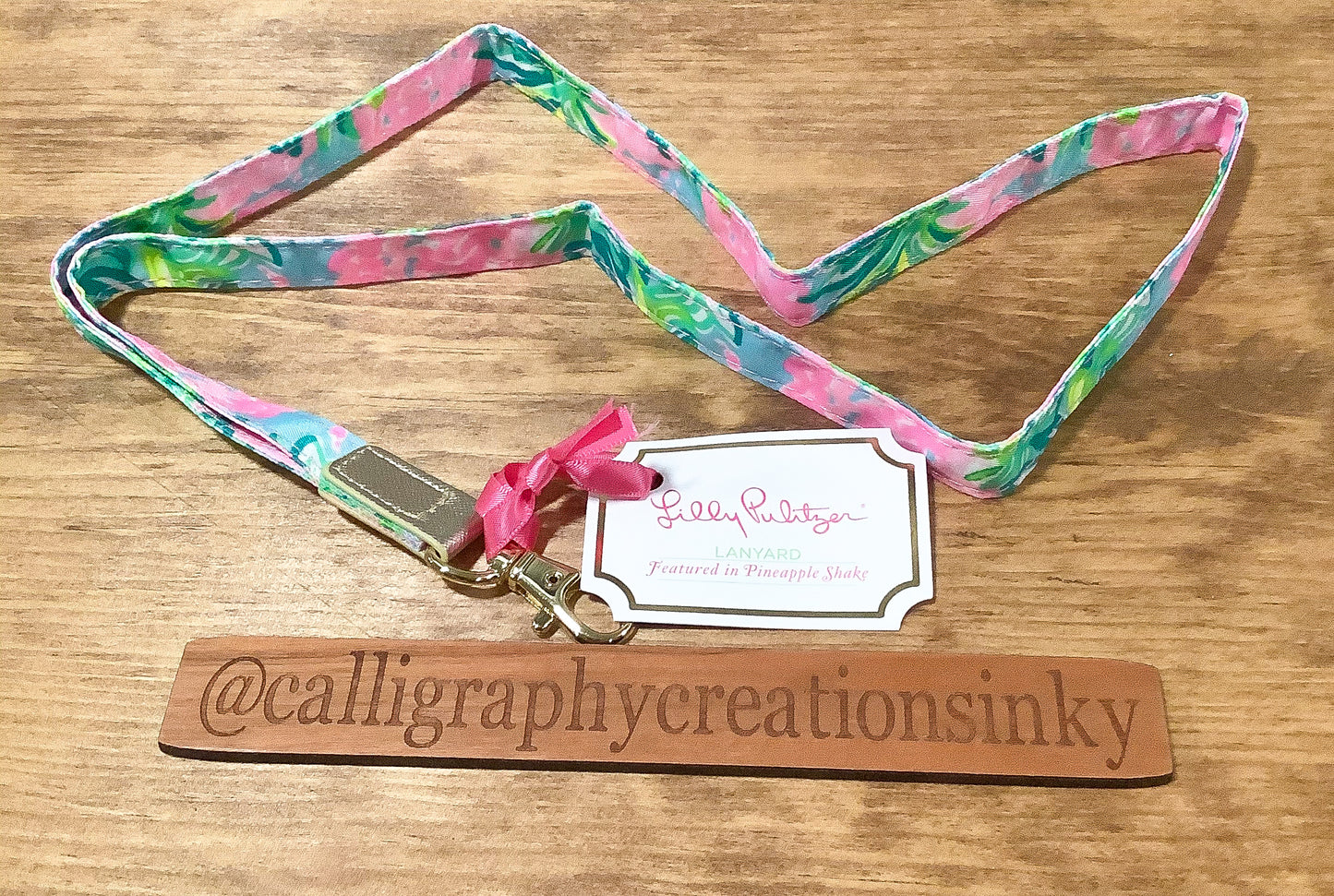 DOORBUSTER • Lilly Pulitzer Lanyard-Pineapple Shake